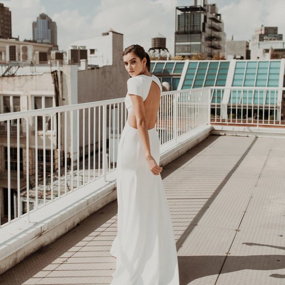 Sarah Seven Kir Wedding Dress Short Sleeve Open Back Train Size 16 Tailored - Picture 2 of 16